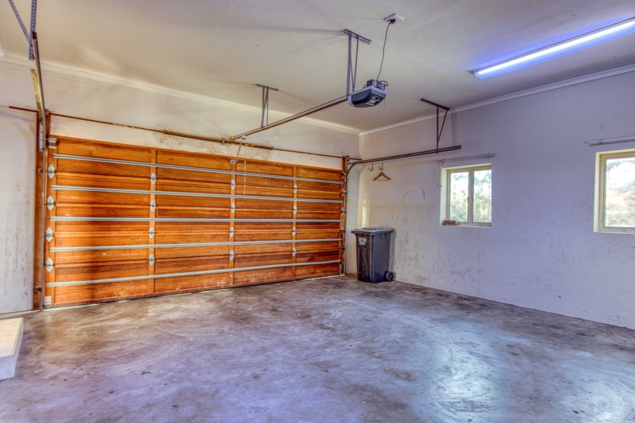 3 Bedroom Property for Sale in Bakkershoogte Western Cape